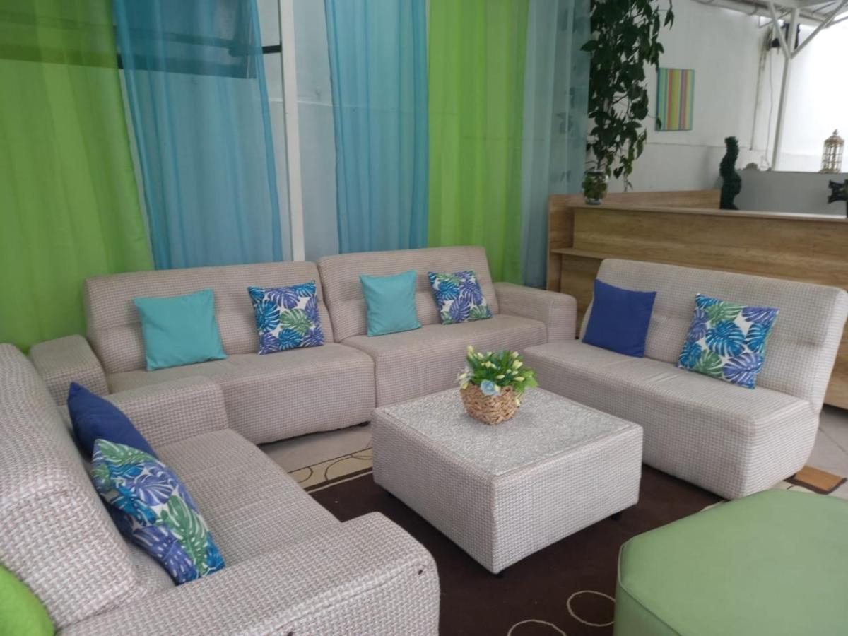 Roches Brunes Euro Vacances Guest House מראה חיצוני תמונה